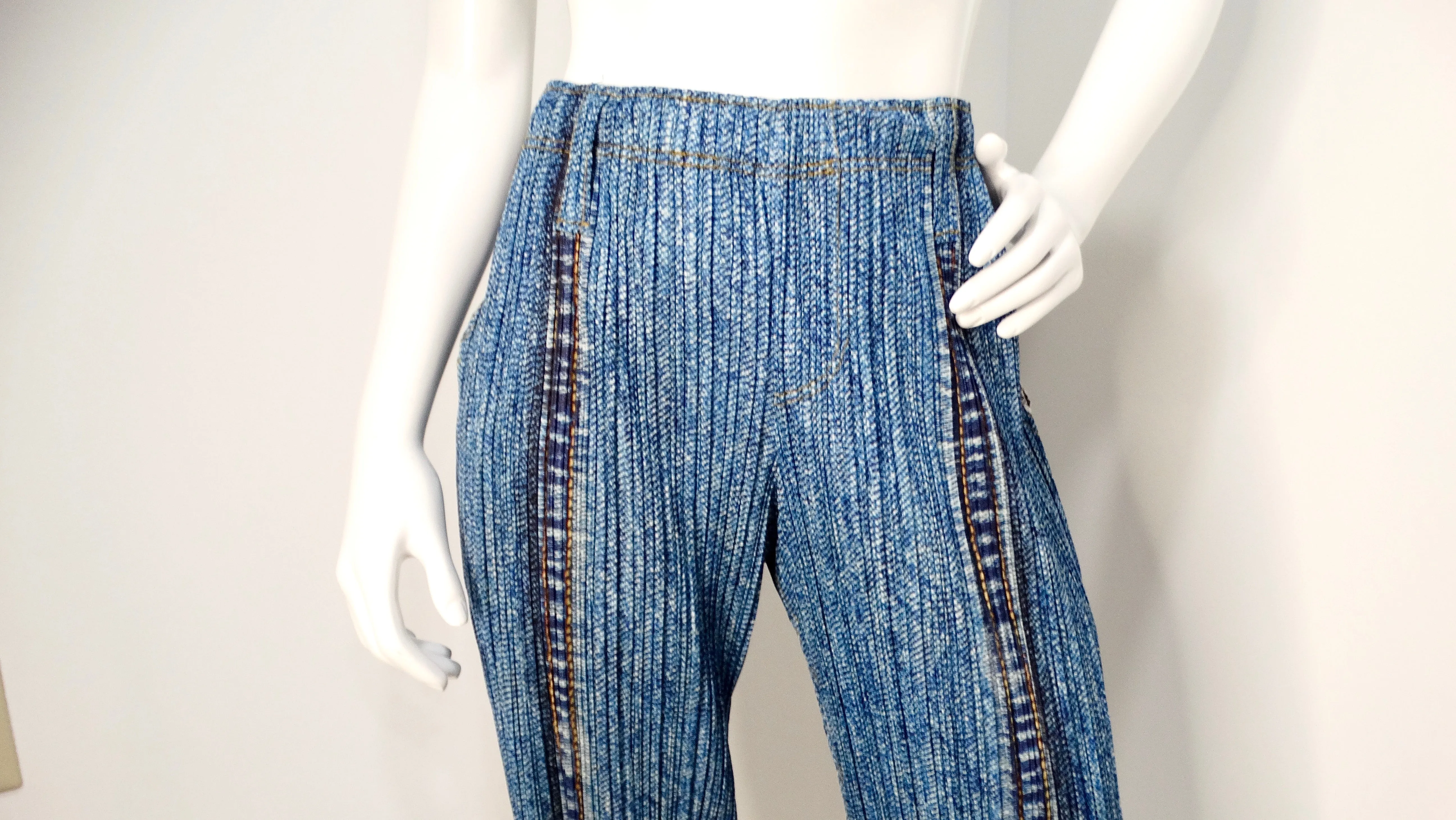 Issey Miyake 1990s Pleats Please Denim Print Pleated Capri Pants