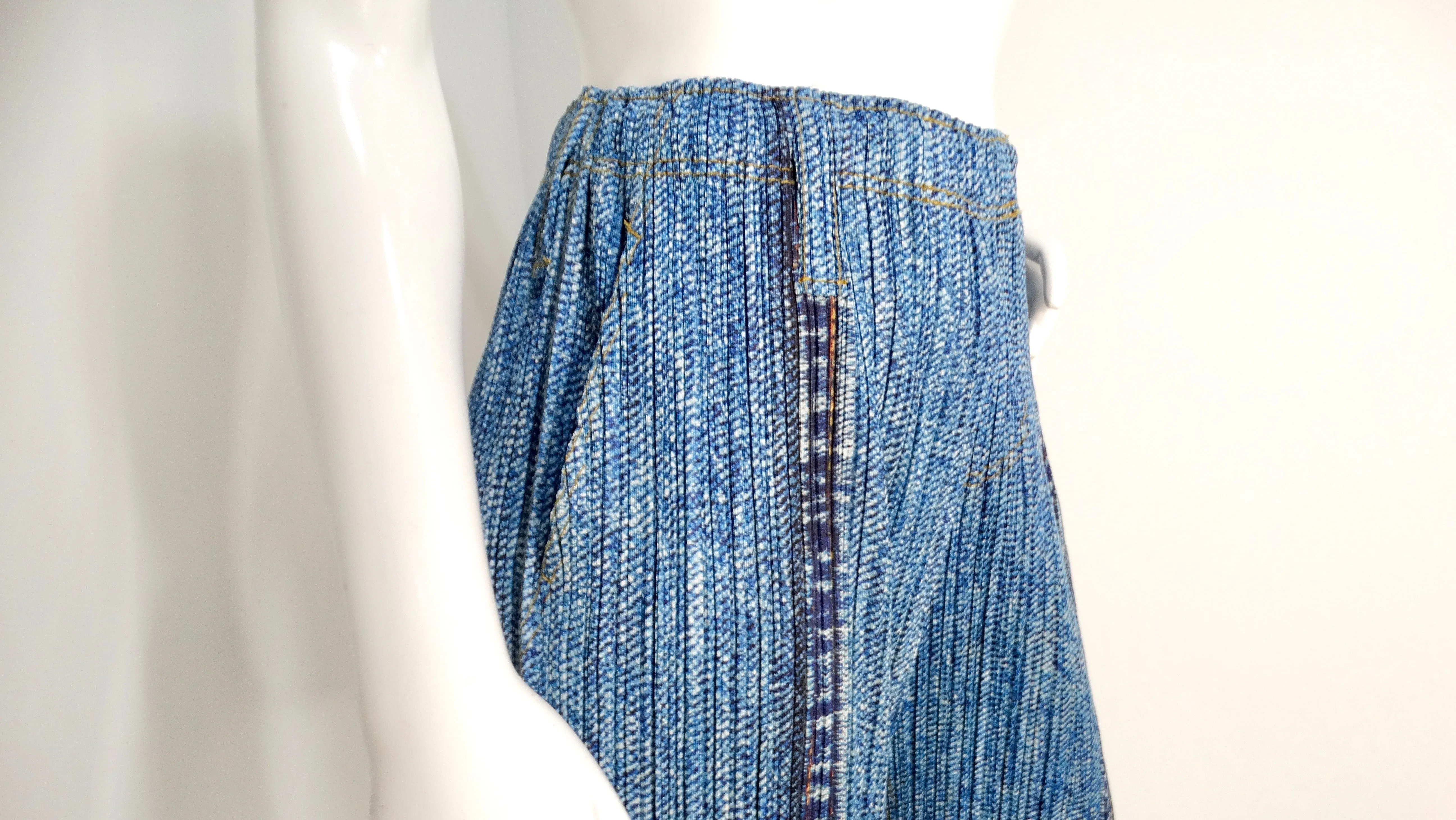 Issey Miyake 1990s Pleats Please Denim Print Pleated Capri Pants