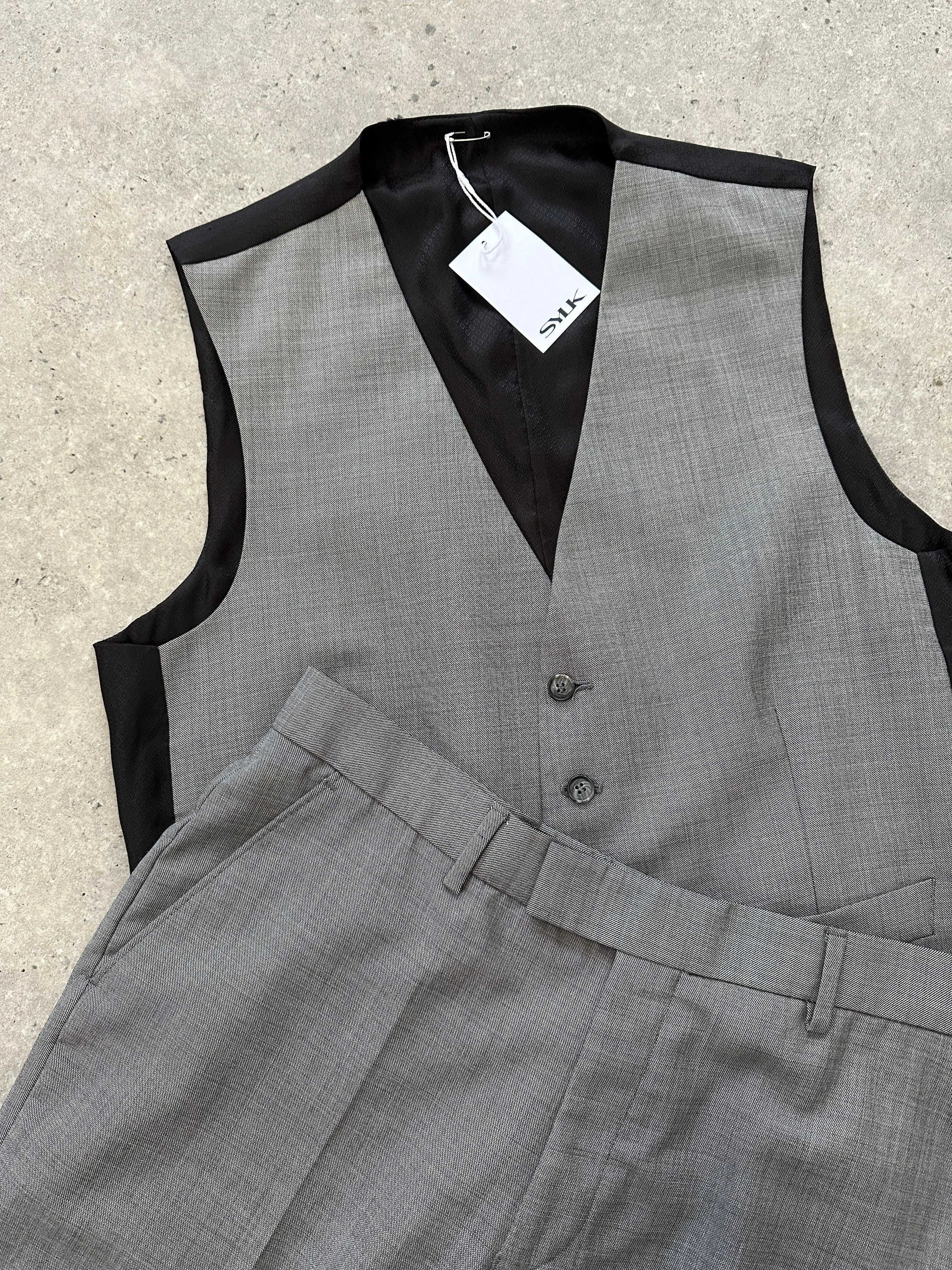 Pierre Cardin Wool Two Piece Blazer Waistcoat Suit Set - 40R/W32