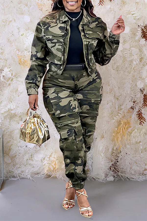 Stylish Camouflage Zip Up Long Sleeve Jacket